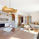 A Chiusella Villa Belgodere (Corsica)